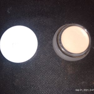 "Un" Cover-Up Natural Finish Concealer by Rms